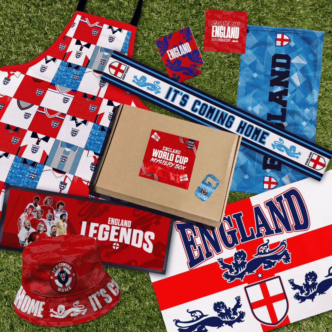 England WC26 Father's Day Bar Box | Retro Man Cave Set
