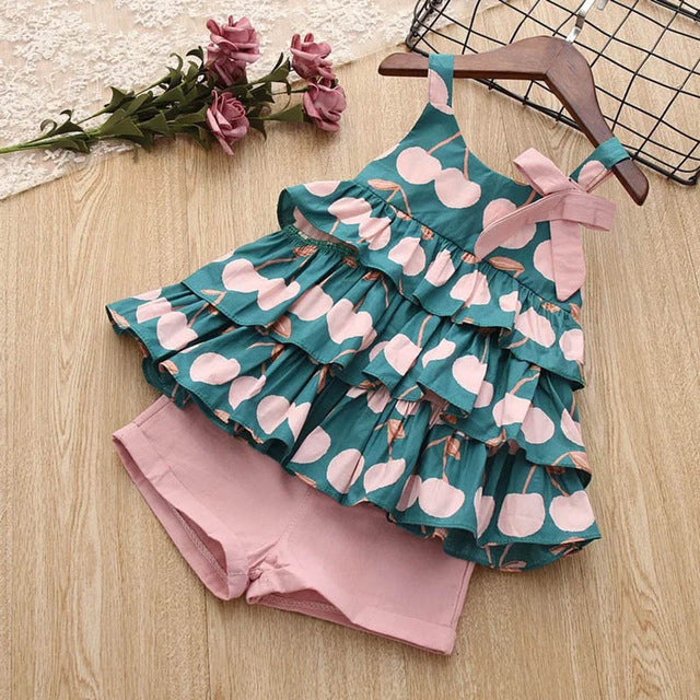 girls tshirt shorts outfit
