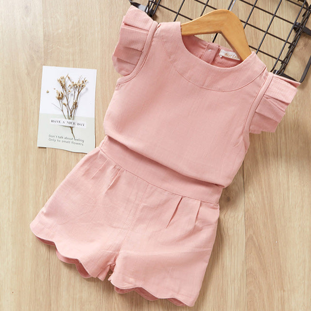 girls tshirt shorts outfit
