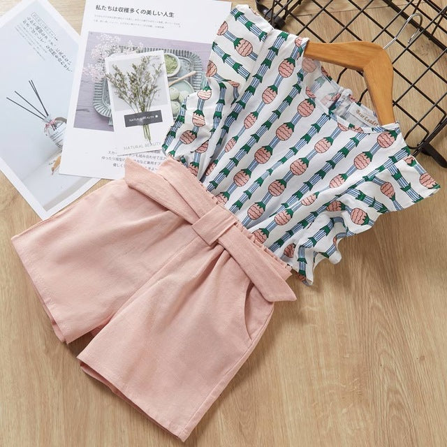 girls tshirt shorts outfit