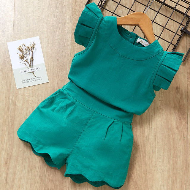 girls tshirt shorts outfit