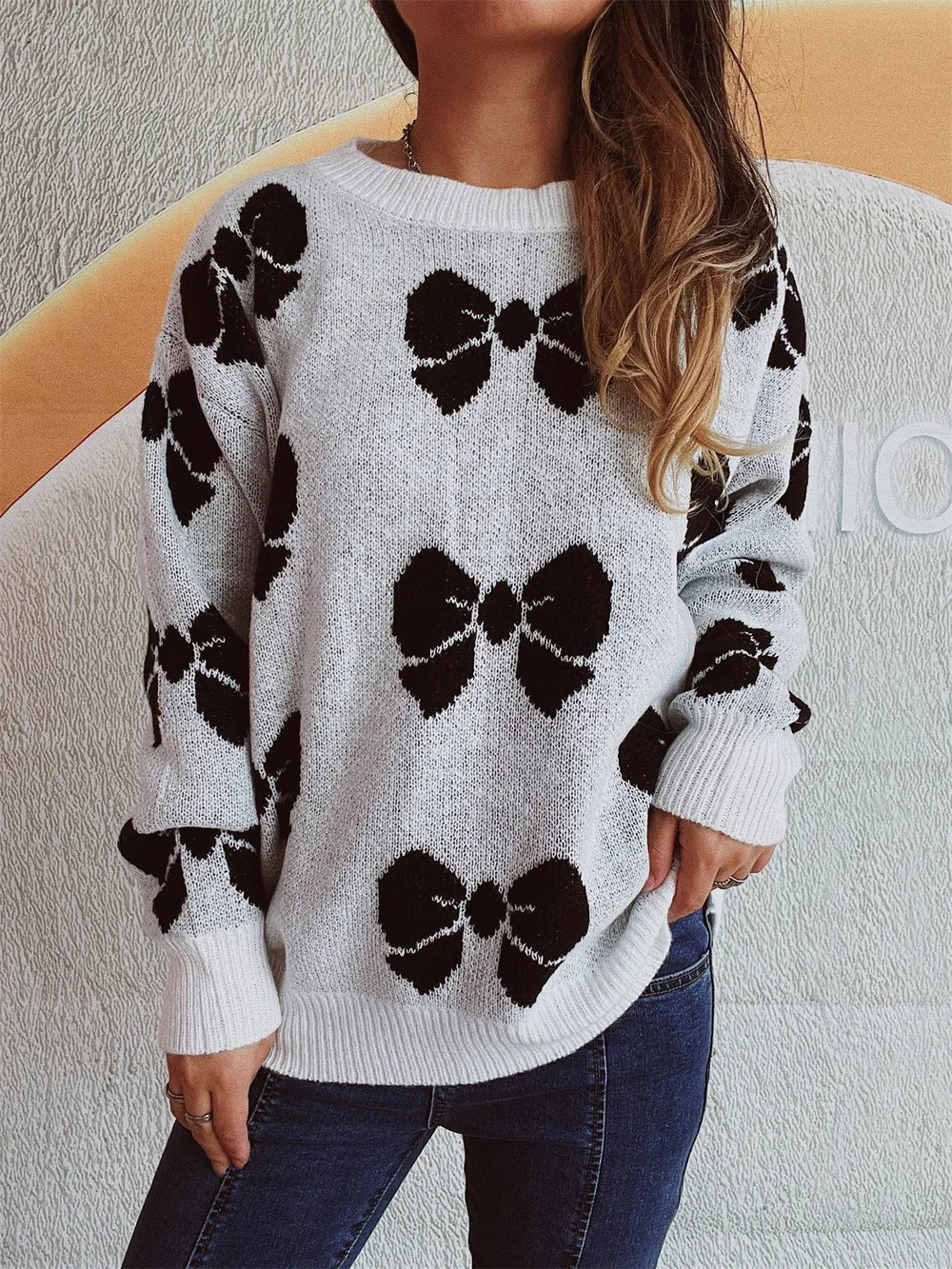 Loose bow sweater