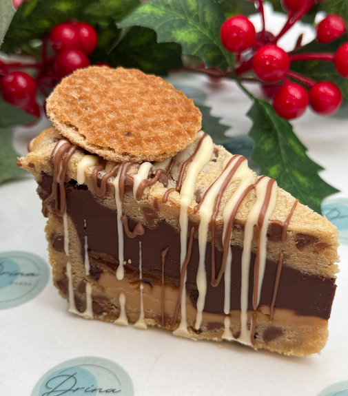 Stroopwafel and Caramel Cookie Pie