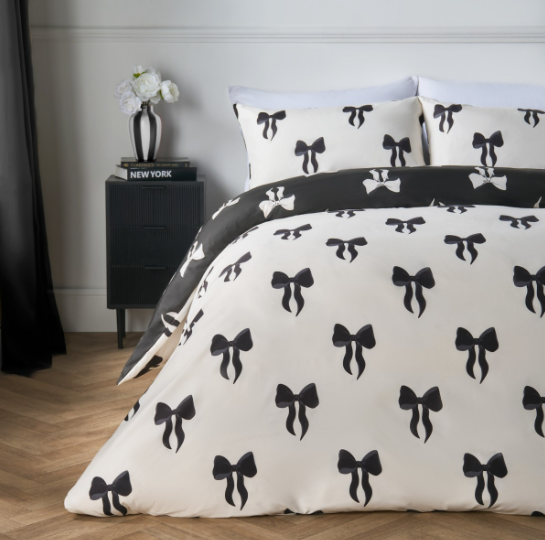 Bow bedding set