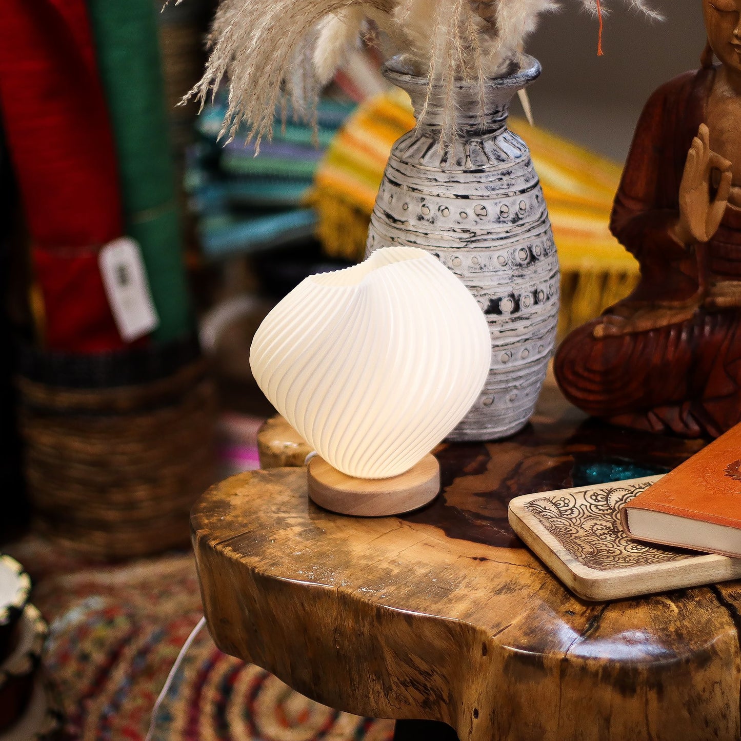 New Wave Lamp - Shell Twisted